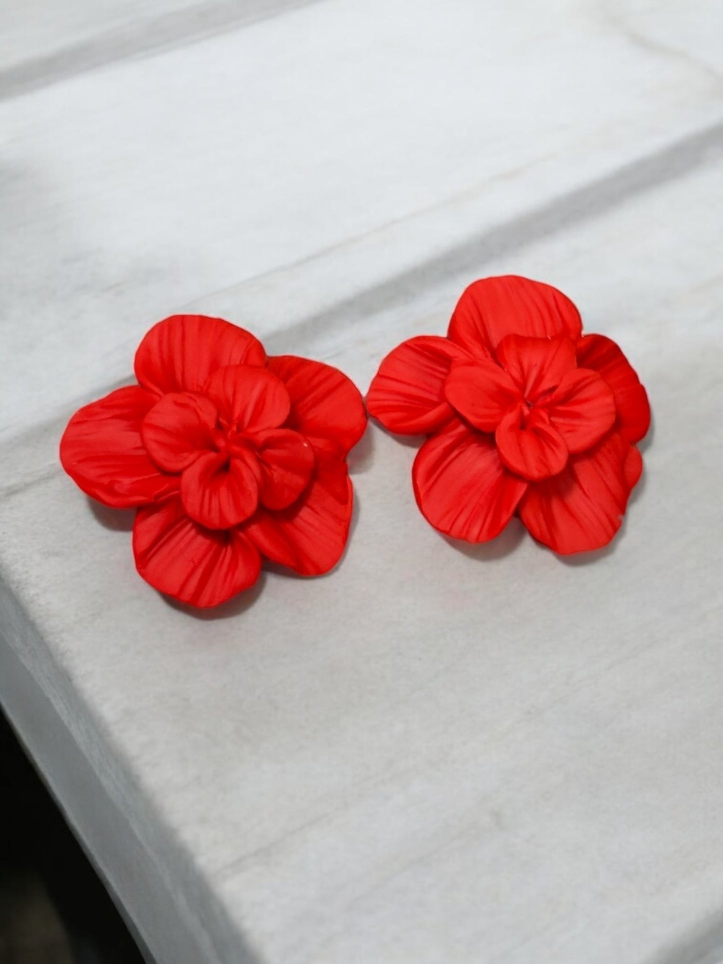 Clari | Red