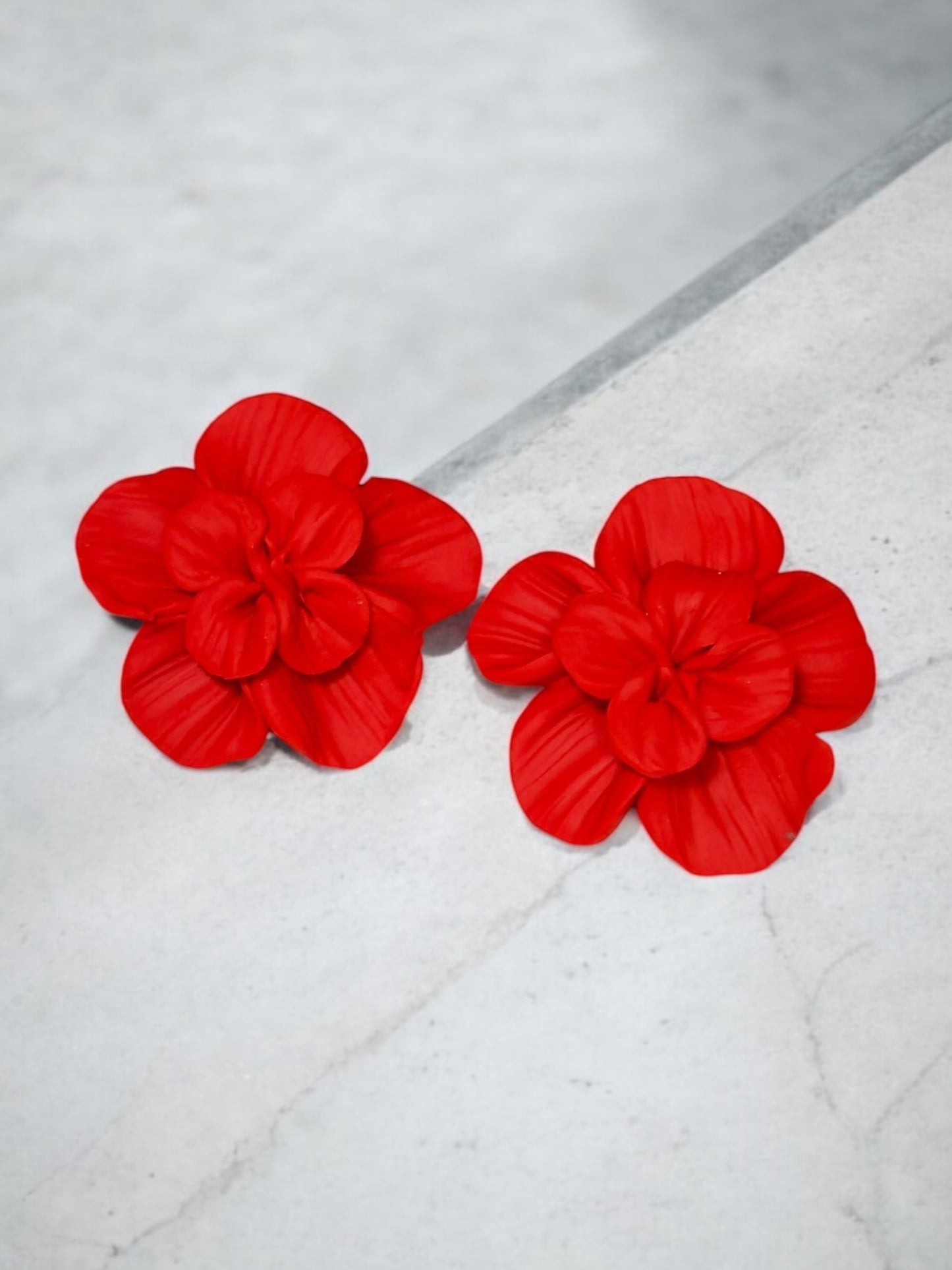 Clari | Red