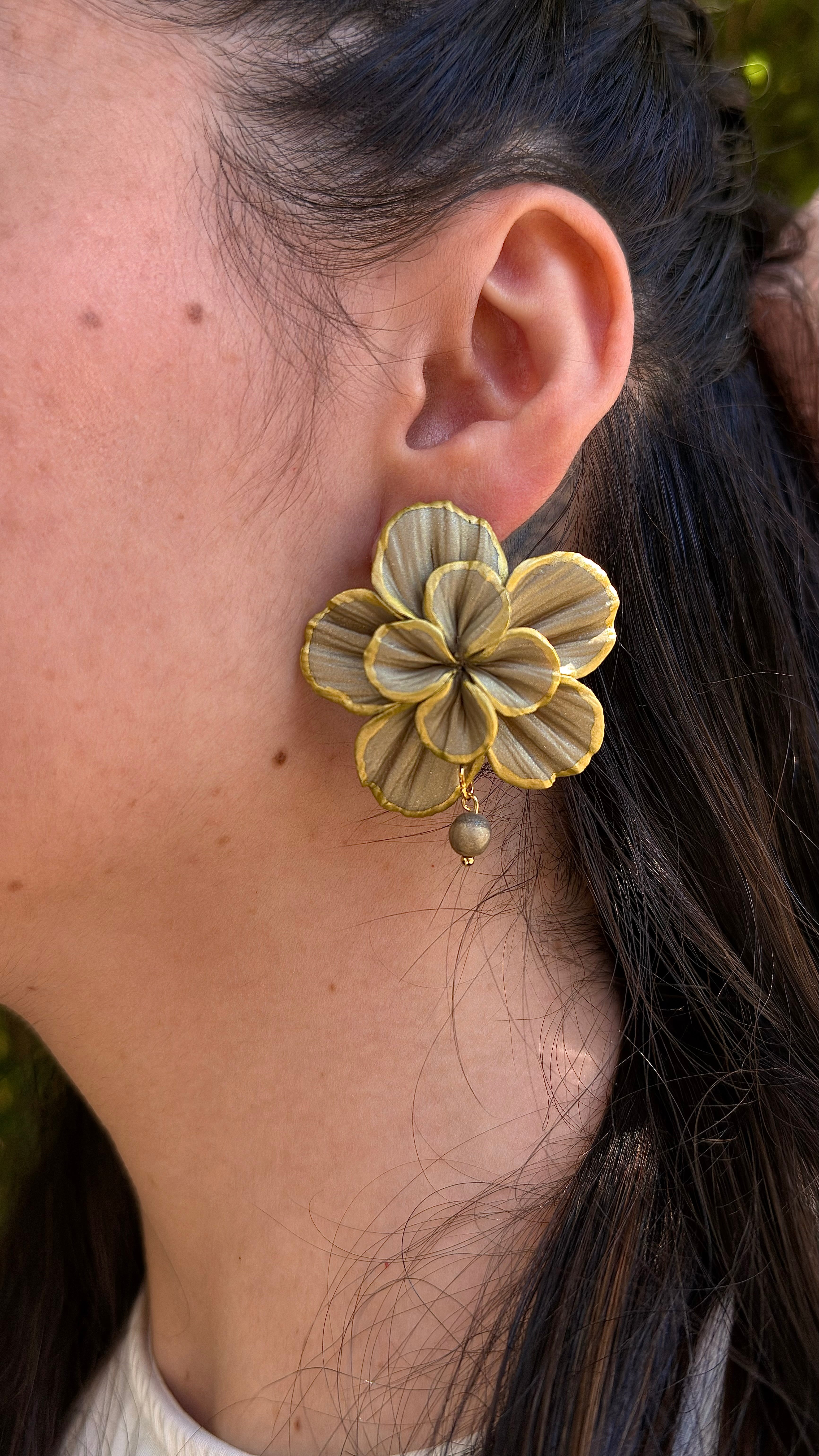 Clari | Golden