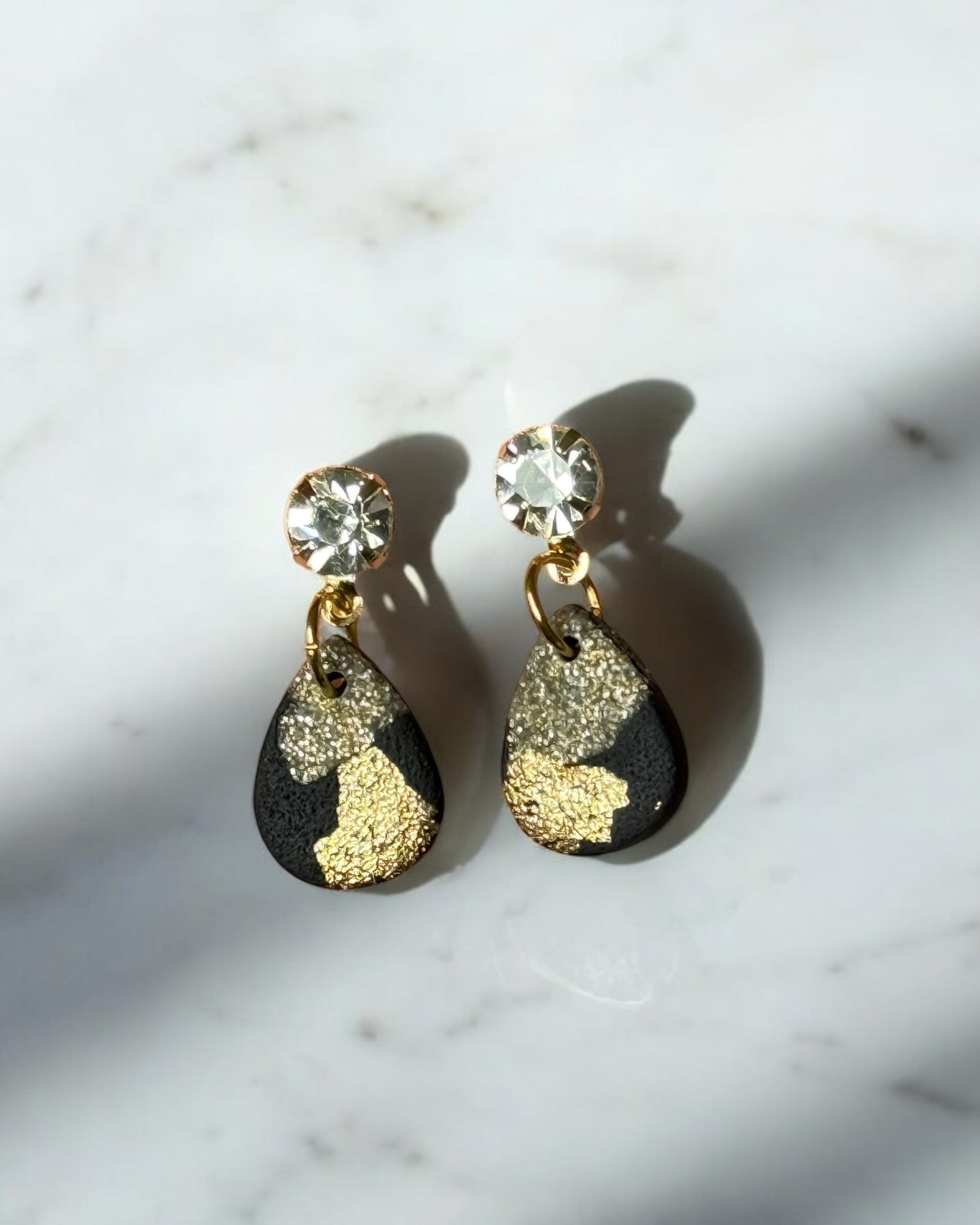 Jacinta | Golden Black