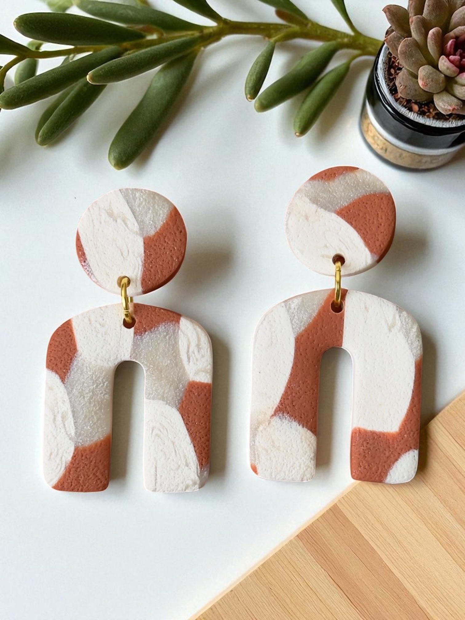 Beli | White Brick