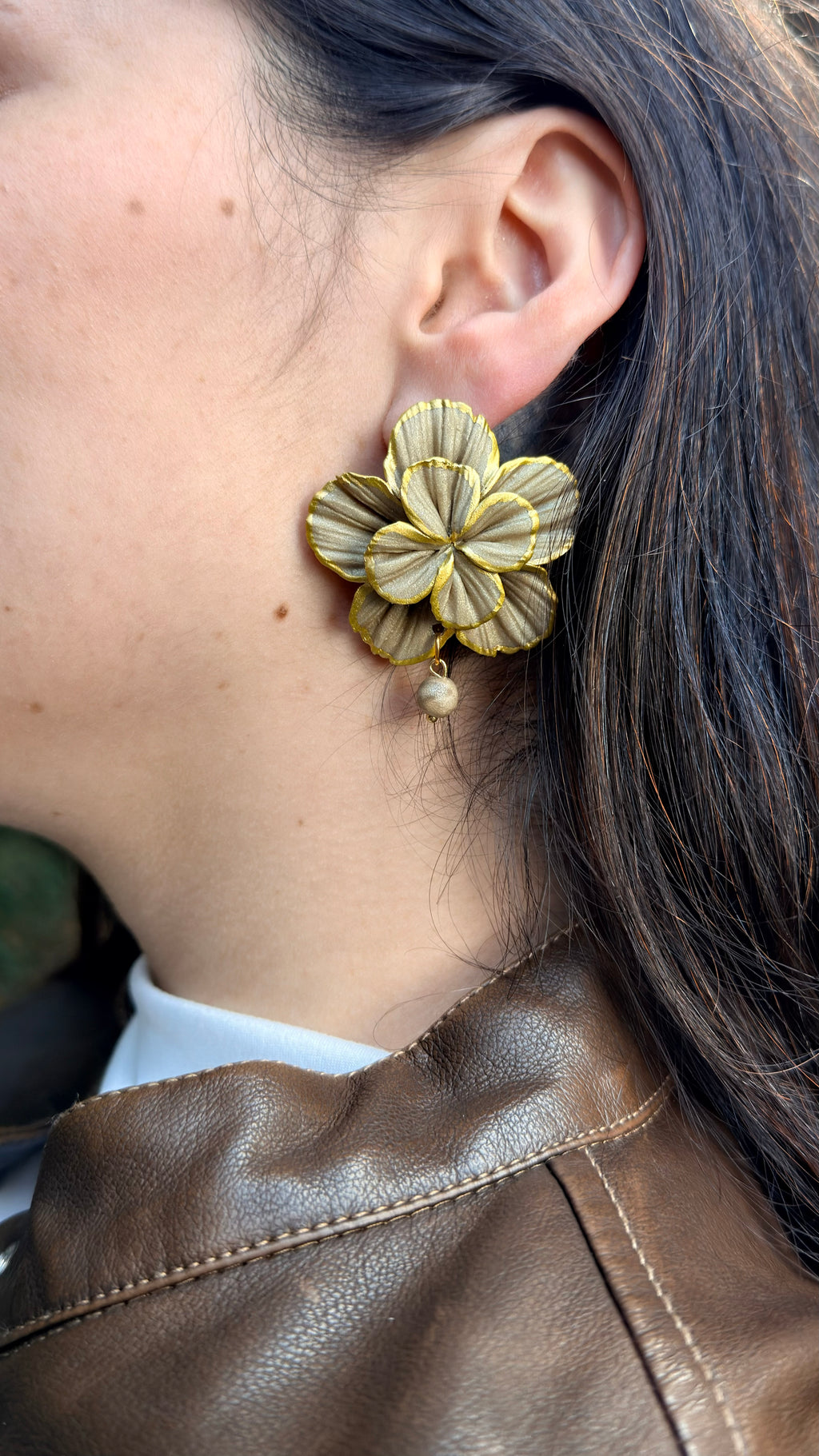 Clari | Golden