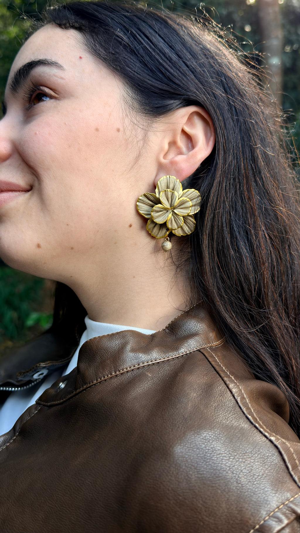 Clari | Golden