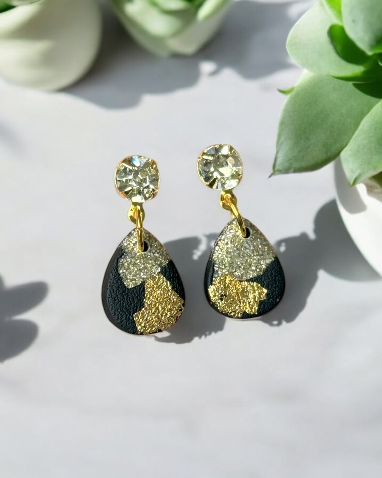 Jacinta | Golden Black
