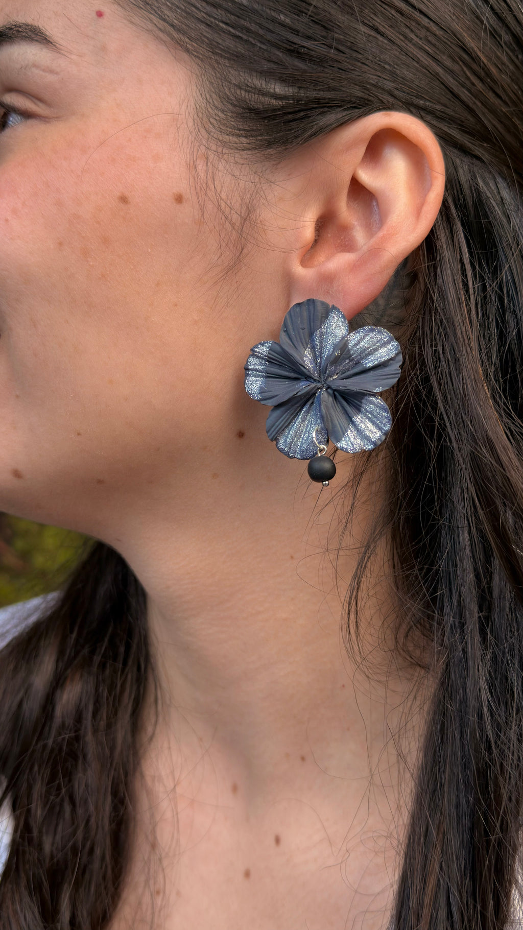 Clari | Silver Gray