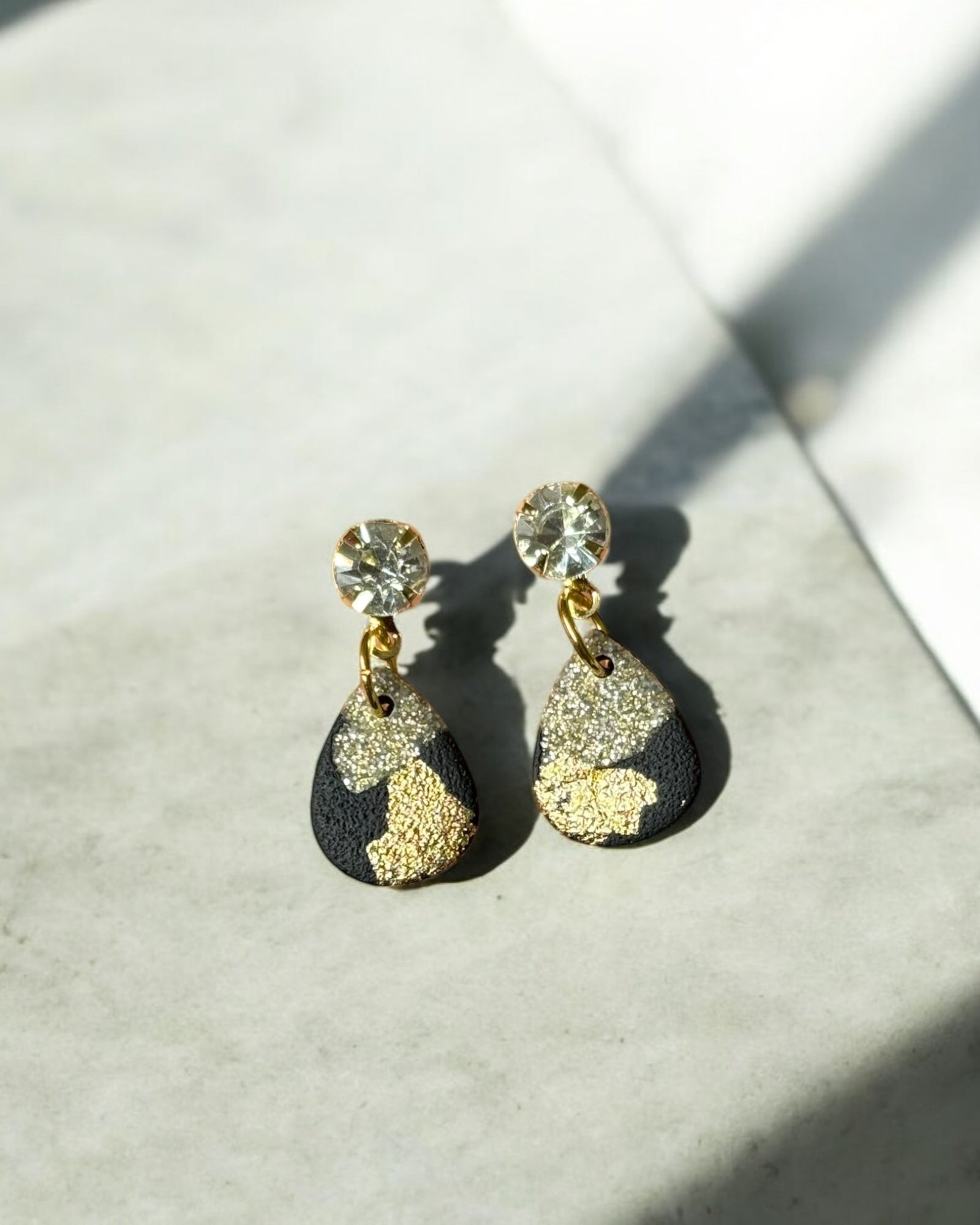 Jacinta | Golden Black