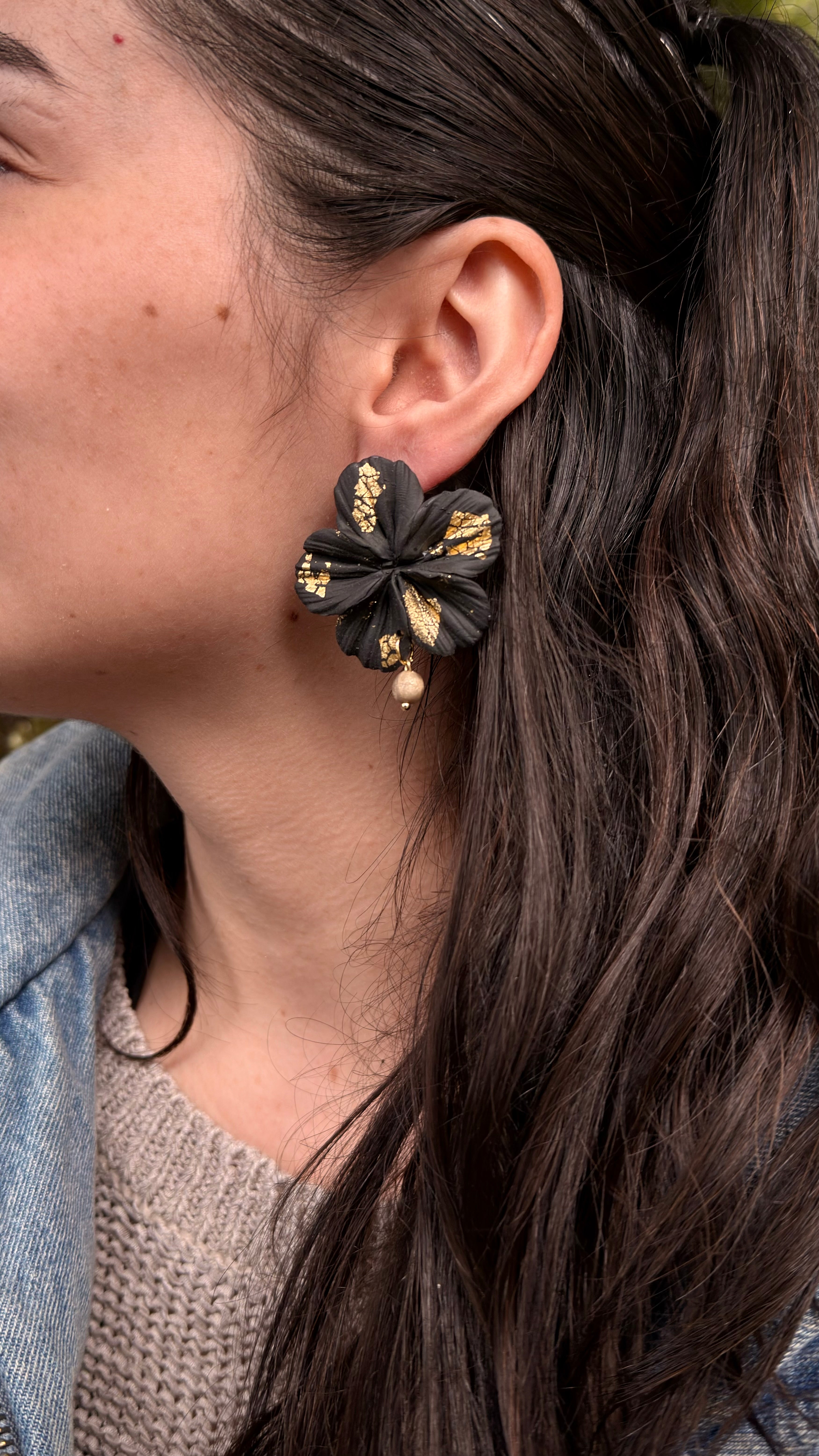 Clari | Black Golden