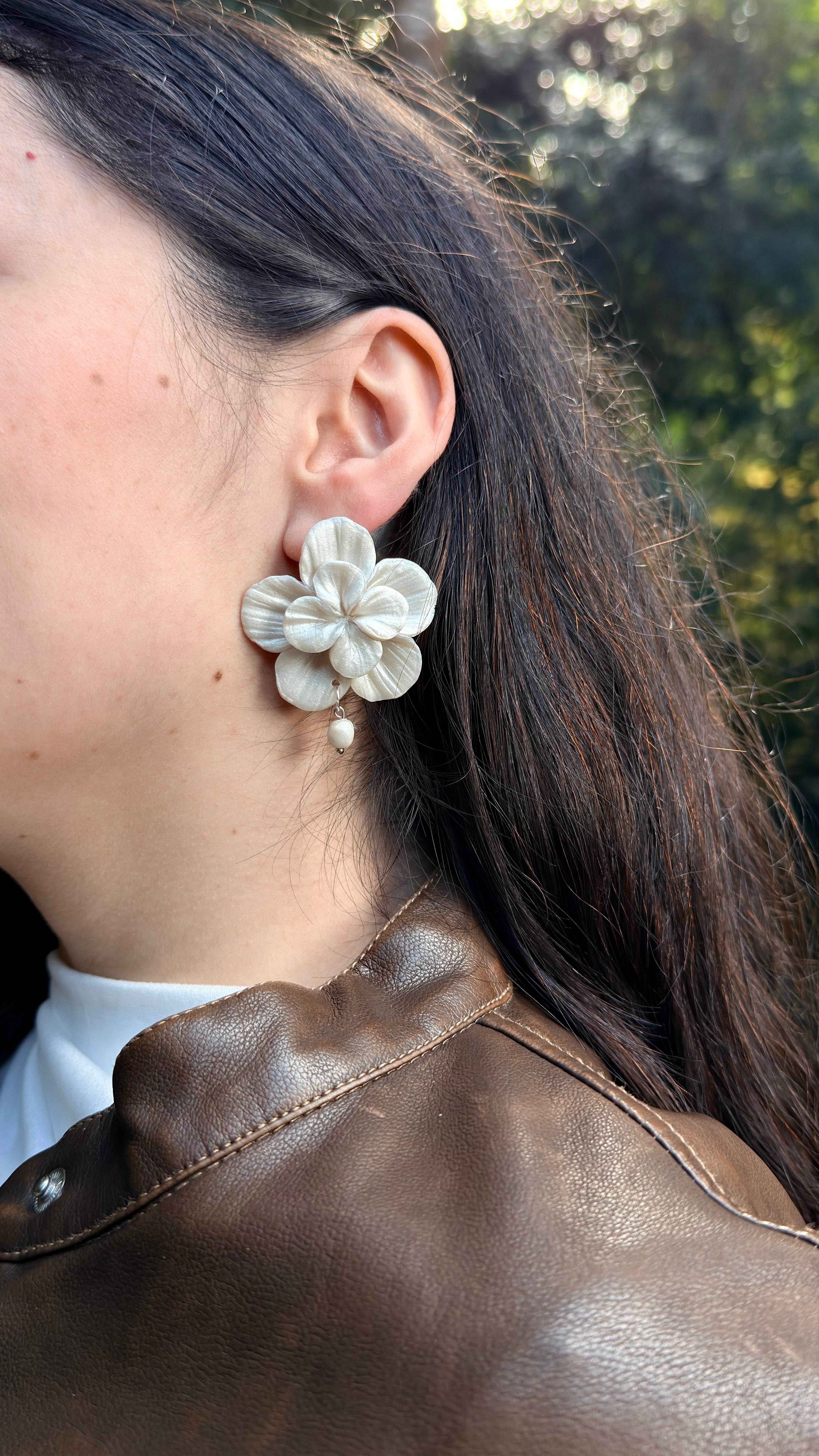Clari | White pearl