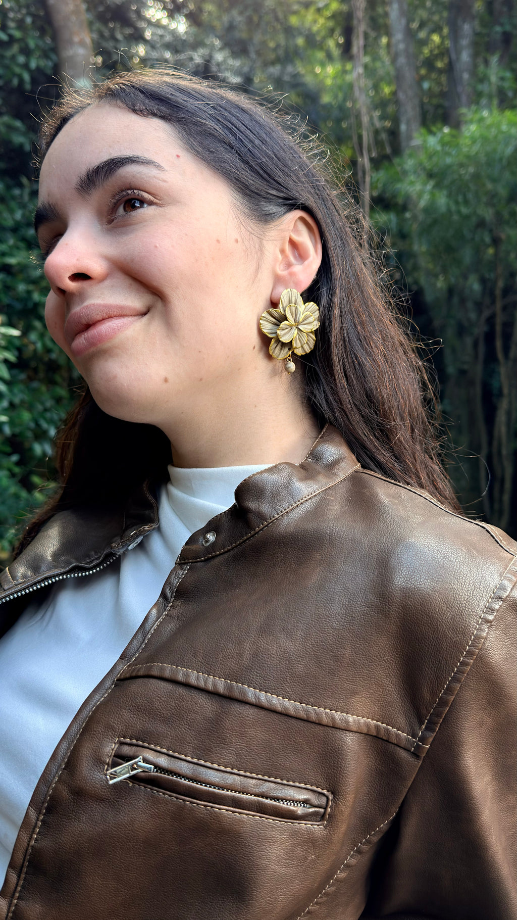 Clari | Golden