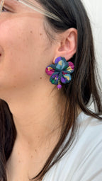 Clari | Black Colors