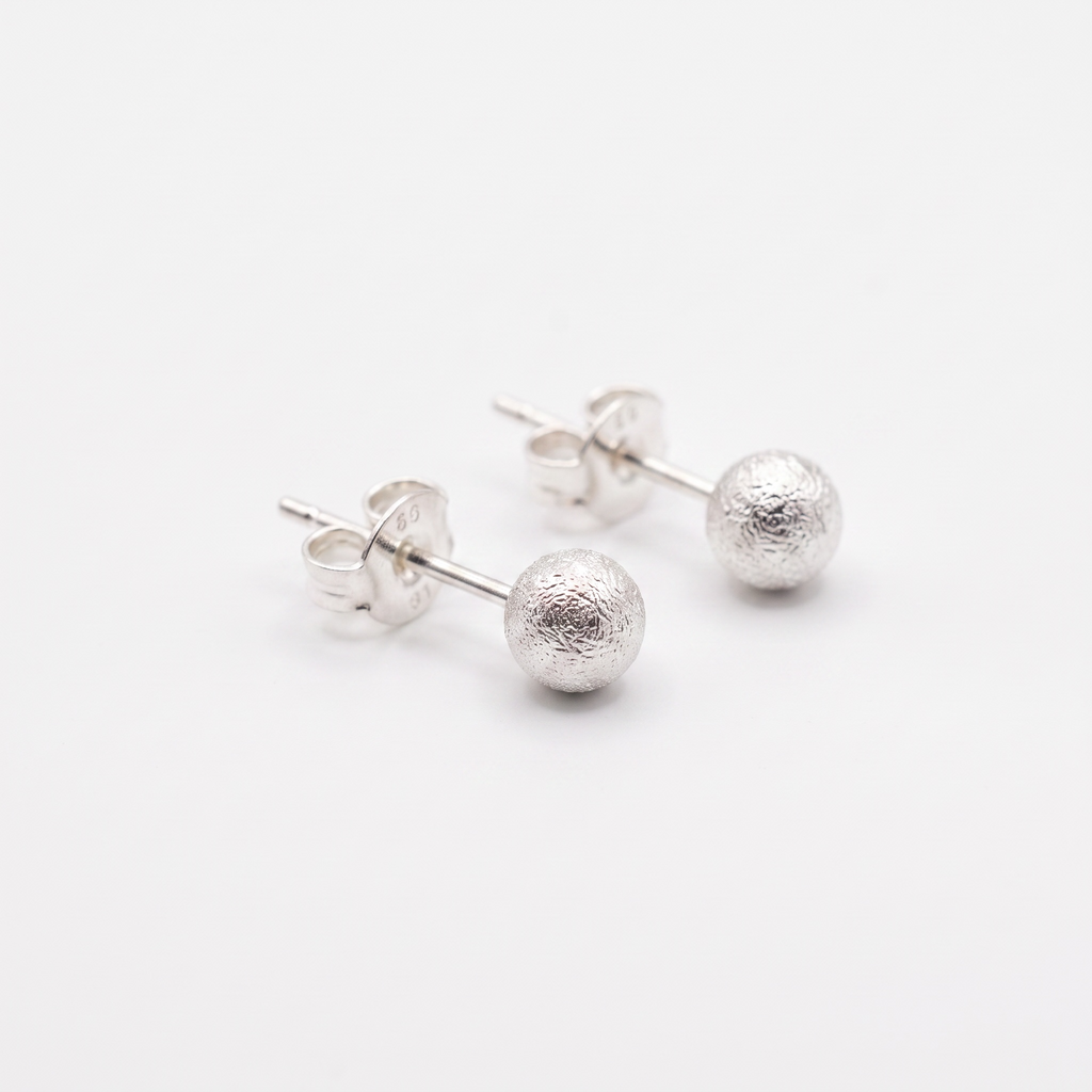 Bolitas satinadas | Plata