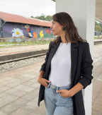 Clari | Black Golden