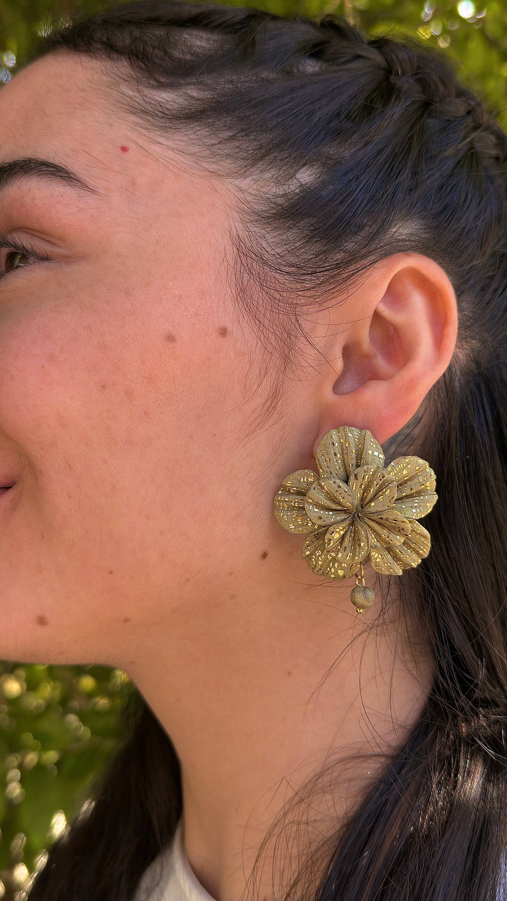 Clari | Golden Party