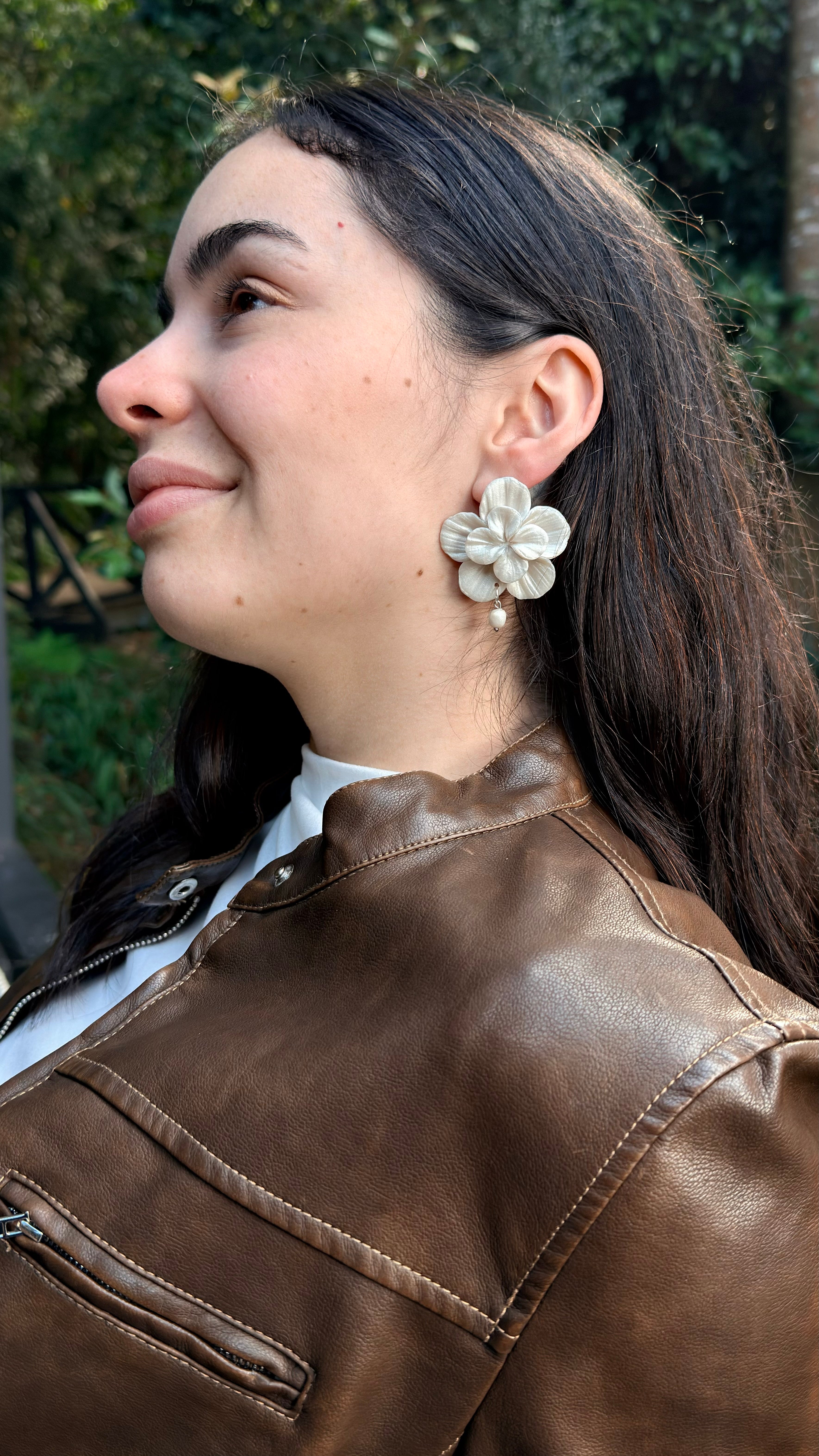 Clari | White pearl