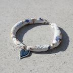 Collar | White & Blue