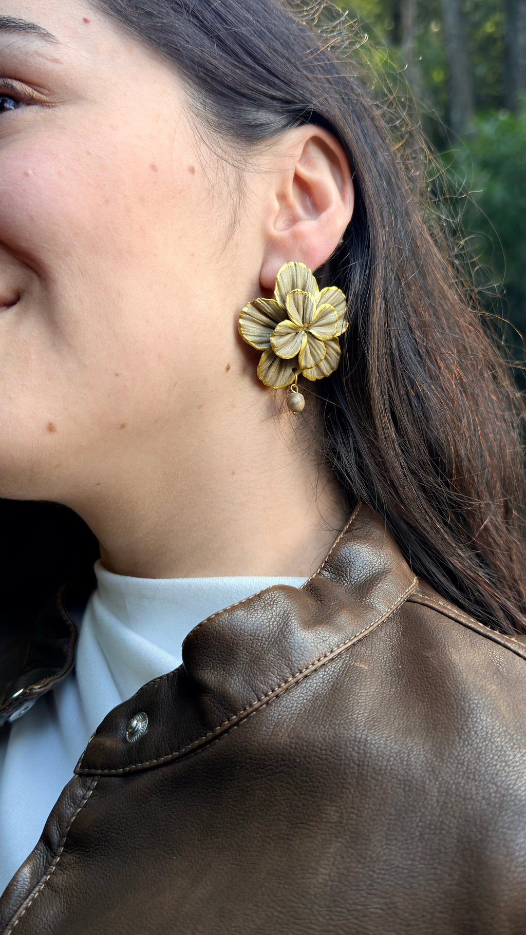 Clari | Golden