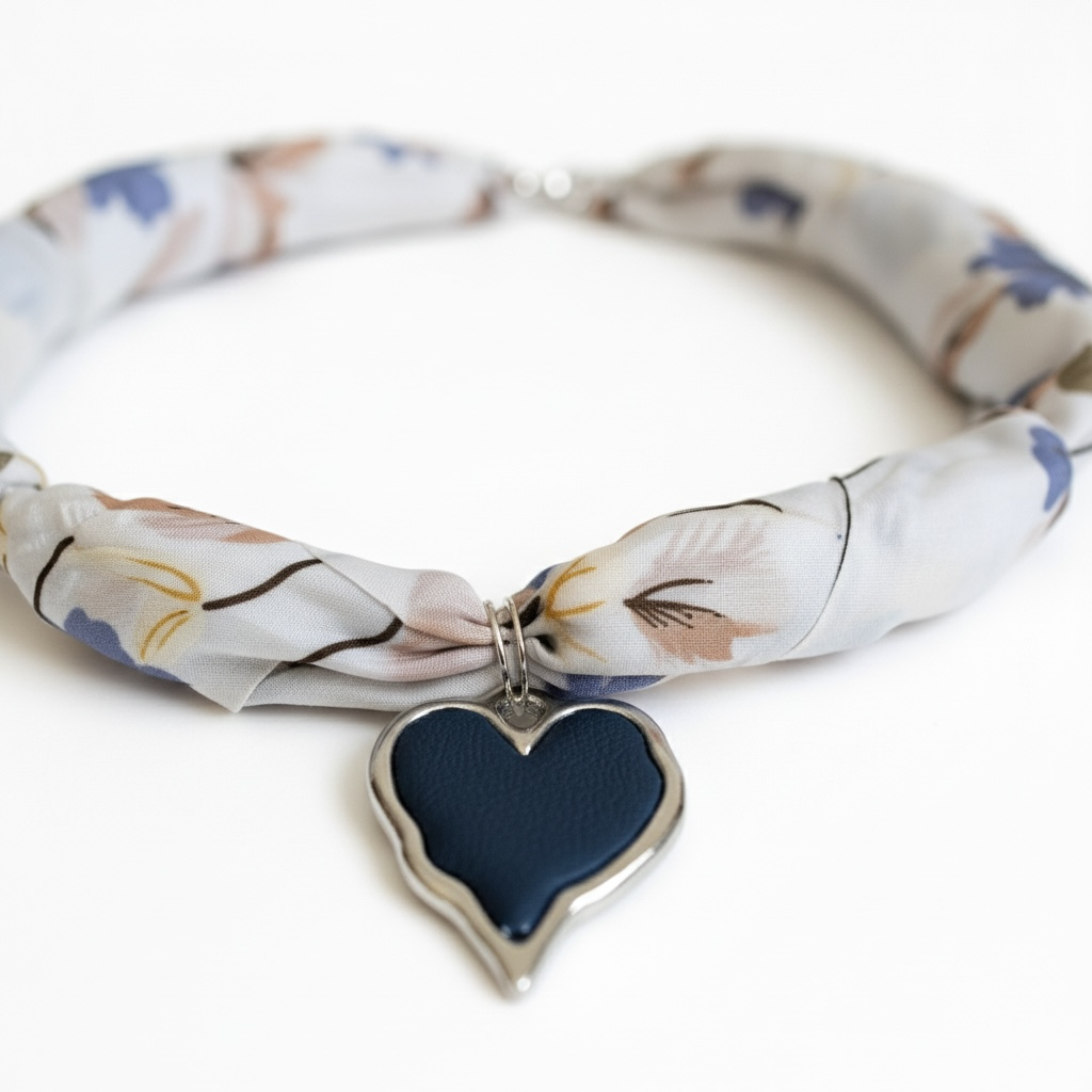 Collar | White & Blue