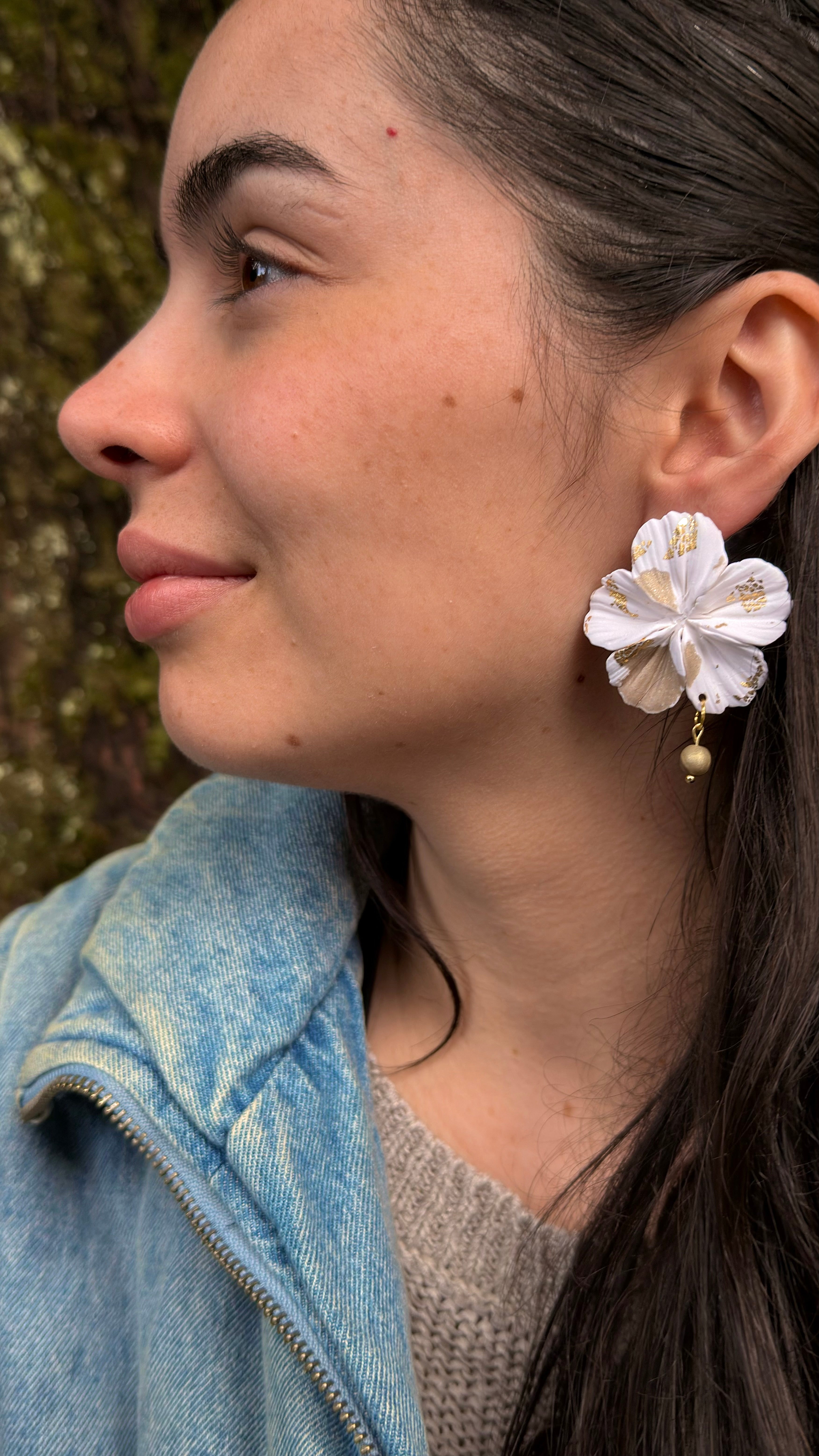 Clari | White Golden