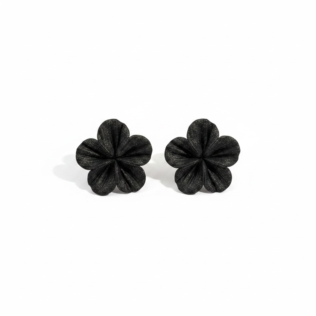 Clari | Black