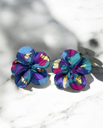 Clari | Blue Colors