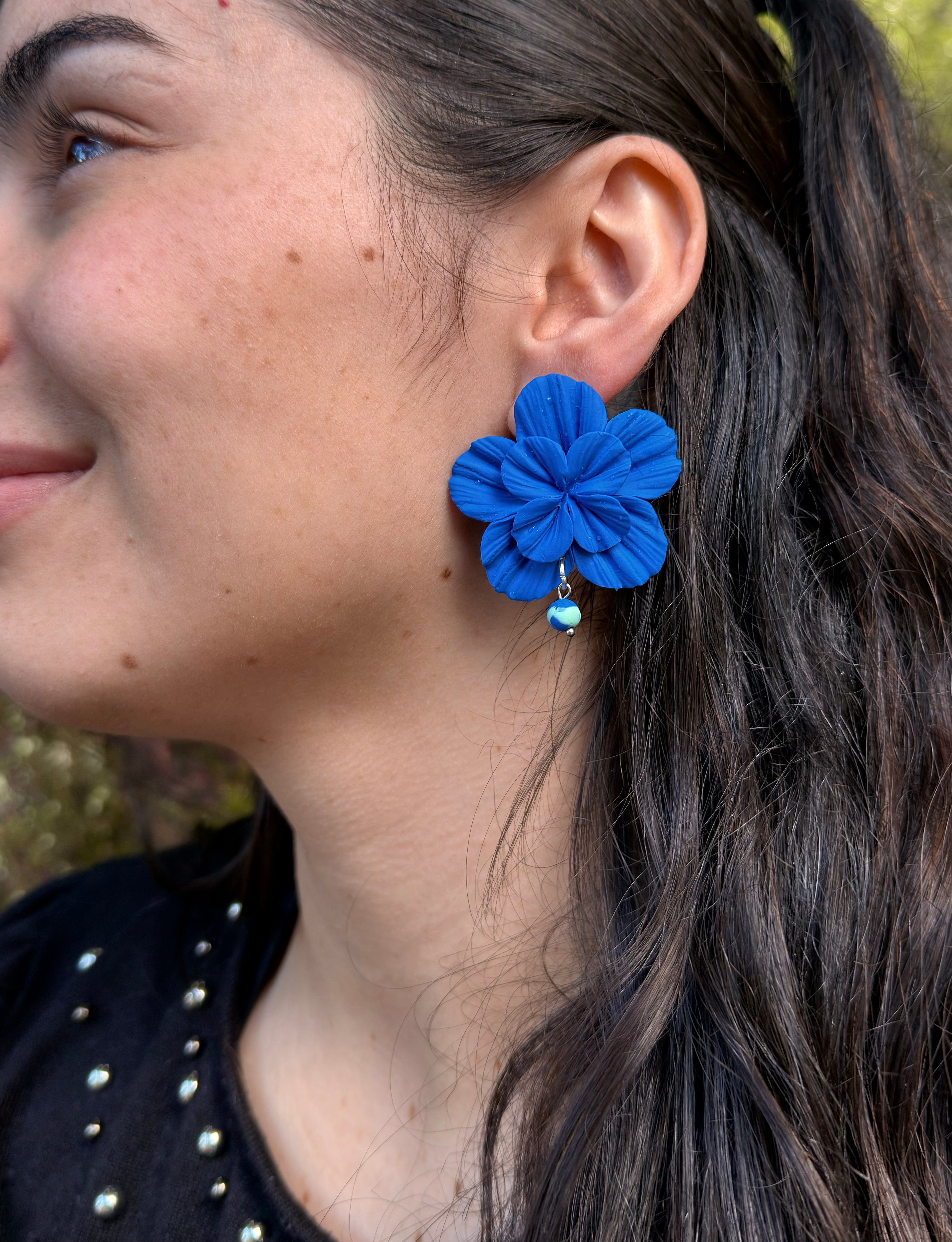 Clari | Electric Blue