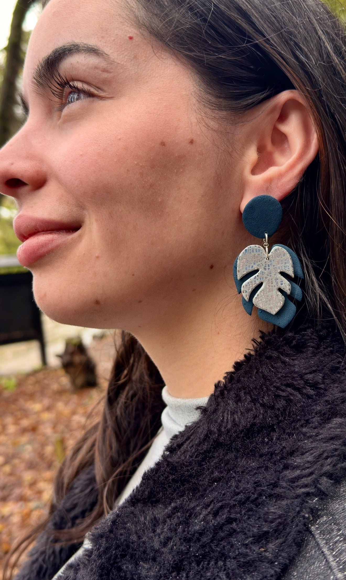 Lola | Silver Navy