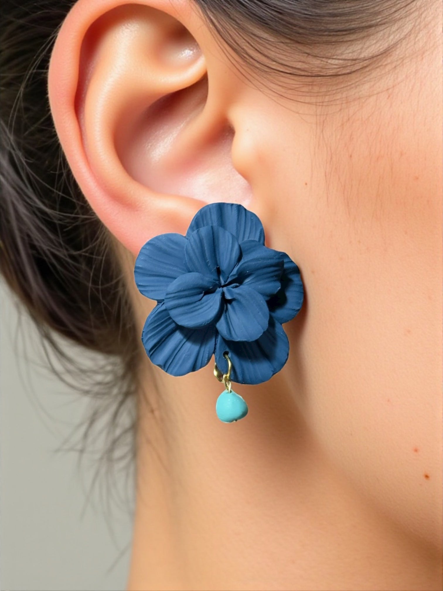 Clari | Deep Blue