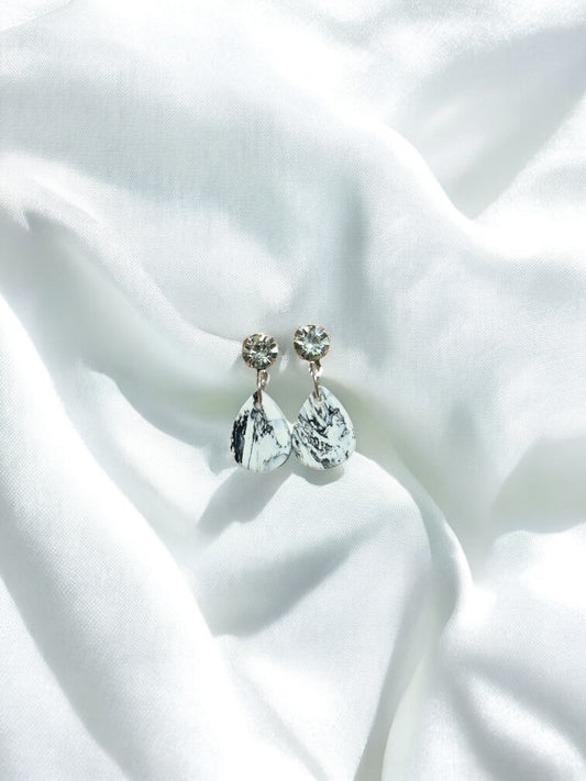 Jacinta | Black & White Silver