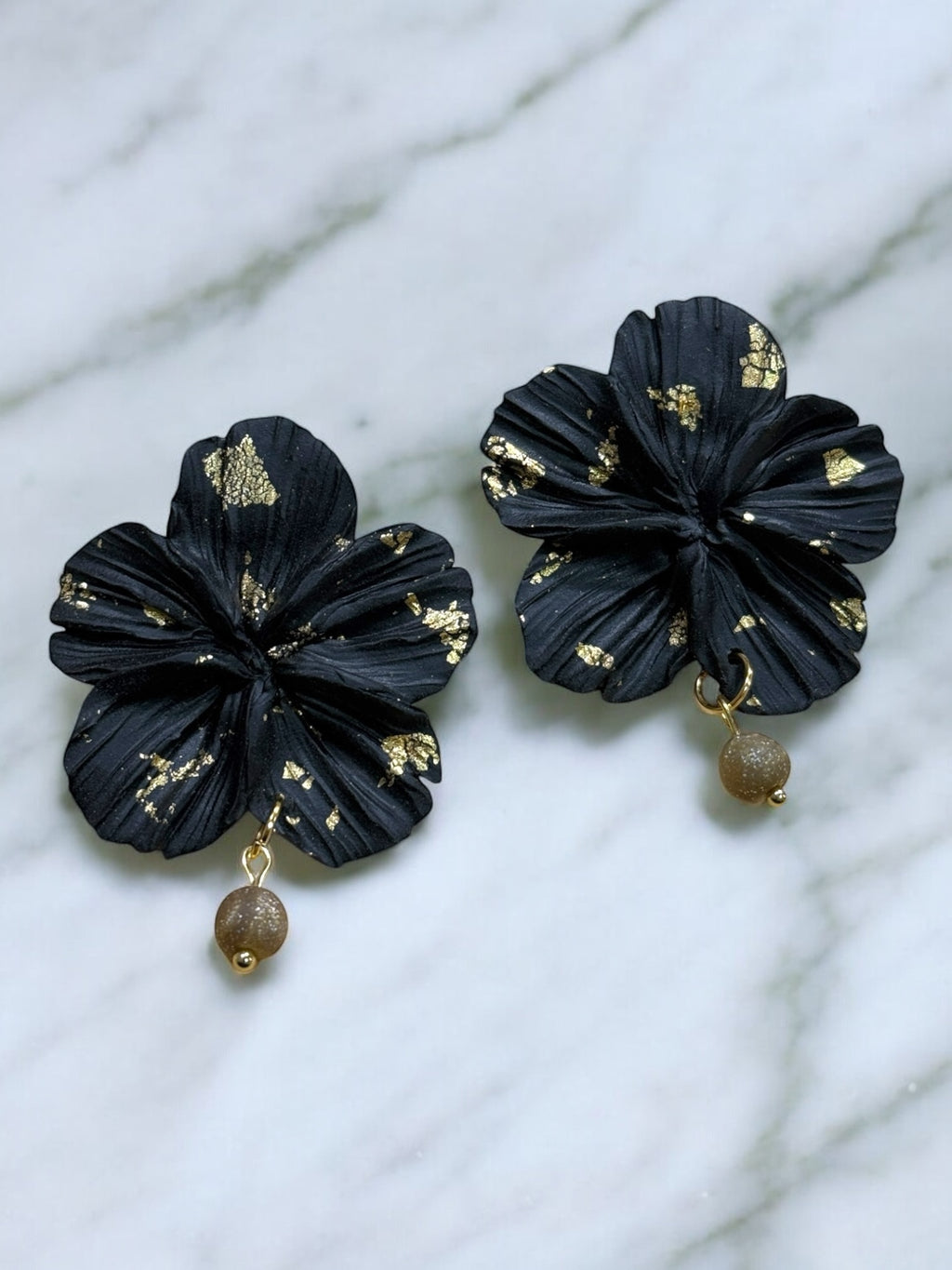 Clari | Black Golden